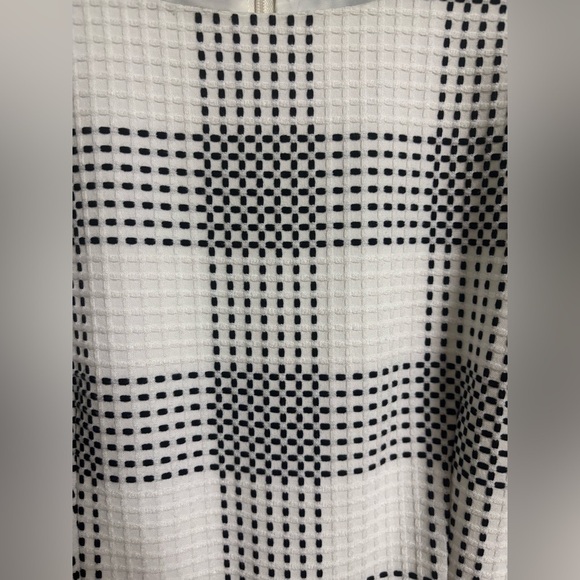 Talbots Black White Check A-line Shift Dress Size 4 Knee Length Sleeveless - Picture 3 of 8